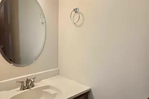 11 Crestview Ln, Vernon Hills, IL 60061 - Photo 14