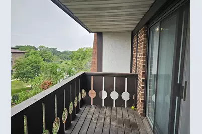 11 Crestview Lane #10, Vernon Hills, IL 60061 - Photo 18