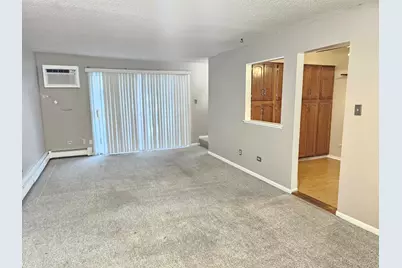 11 Crestview Lane #10, Vernon Hills, IL 60061 - Photo 8