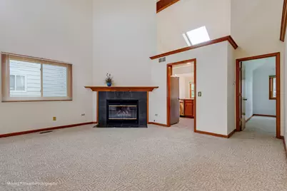 69 N Lambert Road, Glen Ellyn, IL 60137 - Photo 8