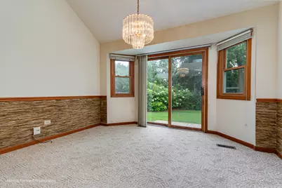 69 N Lambert Road, Glen Ellyn, IL 60137 - Photo 10