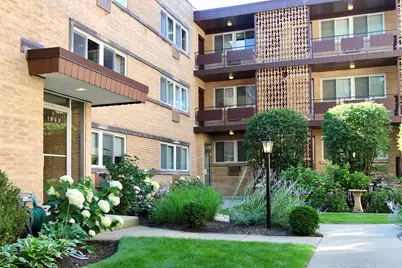 1933 Harrison Street #3B, Evanston, IL 60201 - Photo 1