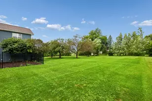 15 Winding Branch Rd, Hawthorn Woods, IL 60047 - Photo 24
