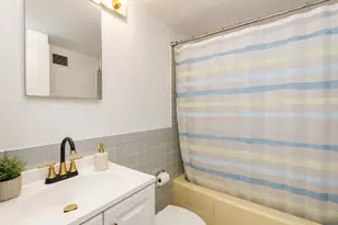 6118 N Sheridan Rd, Chicago, IL 60660 - Photo 12