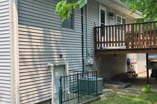 [Address not provided], Streamwood, IL 60107 - Photo 8