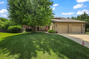 727 S Raven Rd, Shorewood, IL 60404 - Photo 1