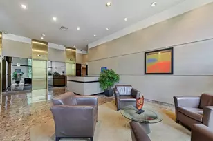2500 N Lakeview Ave, Chicago, IL 60614 - Photo 2