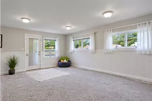 204 Anna St, North Aurora, IL 60542 - Photo 14