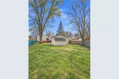 204 Anna Street, North Aurora, IL 60542 - Photo 16