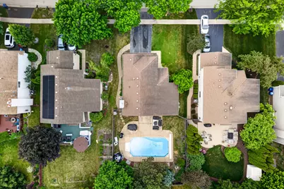 1675 Napa Drive, Gurnee, IL 60031 - Photo 38