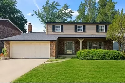 470 Middlesex Court, Buffalo Grove, IL 60089 - Photo 1