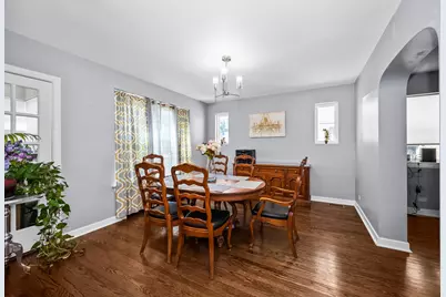7730 S Paxton Avenue, Chicago, IL 60649 - Photo 4
