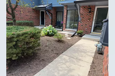 1440 Blackburn Street, Wheaton, IL 60189 - Photo 2