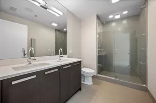 110 W Superior St, Chicago, IL 60654 - Photo 26
