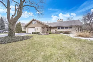 120 E 8th St, Hinsdale, IL 60521 - Photo 1