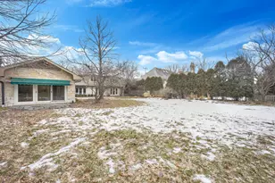 120 E 8th St, Hinsdale, IL 60521 - Photo 30