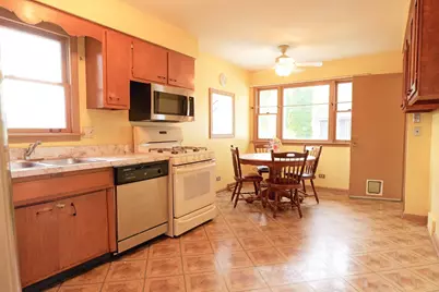5262 Alexander Place, Oak Lawn, IL 60453 - Photo 4