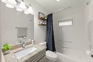 121 Newport Dr, Bolingbrook, IL 60440 - Photo 18