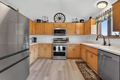 702 Longwood Court, Minooka, IL 60447 - Photo 10