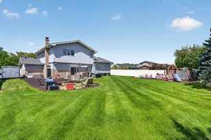 702 Longwood Ct, Minooka, IL 60447 - Photo 44