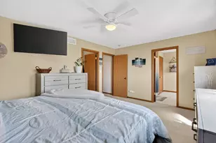 702 Longwood Ct, Minooka, IL 60447 - Photo 28