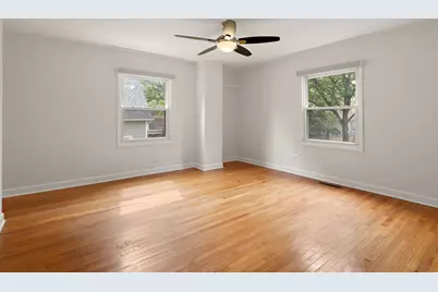 915 Hamlin Street, Evanston, IL 60201 - Photo 8