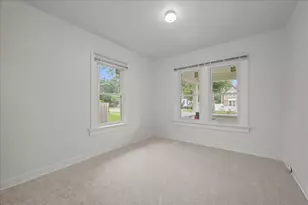 1006 S 4th St, Aurora, IL 60505 - Photo 18