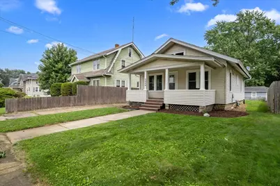 1006 S 4th Street, Aurora, IL 60505 - Photo 1