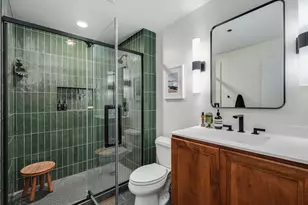300 W Grand Ave, Chicago, IL 60654 - Photo 14