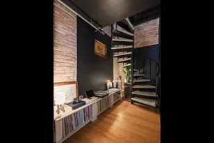 300 W Grand Ave, Chicago, IL 60654 - Photo 12
