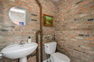 300 W Grand Ave, Chicago, IL 60654 - Photo 18