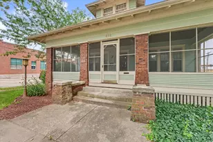 202 E Washington St, Monticello, IL 61856 - Photo 4