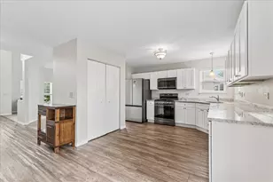 1811 Prairie Ridge Dr, Plainfield, IL 60586 - Photo 8