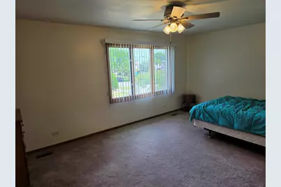 736 Yorkshire Lane, Des Plaines, IL 60016 - Photo 12