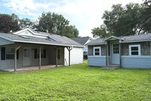 7427 Cedar Dr, Wonder Lake, IL 60097 - Photo 2