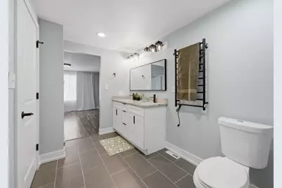 1996 Holbrook Lane, Hoffman Estates, IL 60194 - Photo 18