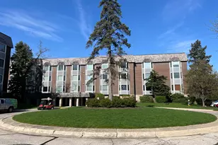 2600 Windsor Ln, Park Ridge, IL 60068 - Photo 1