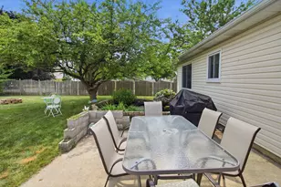 806 Edgerton Dr, Joliet, IL 60435 - Photo 30