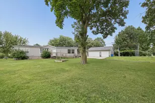 524 6th St, Andover, IL 61233 - Photo 4