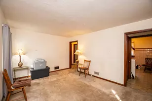 530 Webb St, Calumet City, IL 60409 - Photo 2