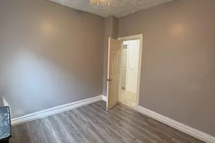 7621 S St Lawrence Ave, Chicago, IL 60619 - Photo 12