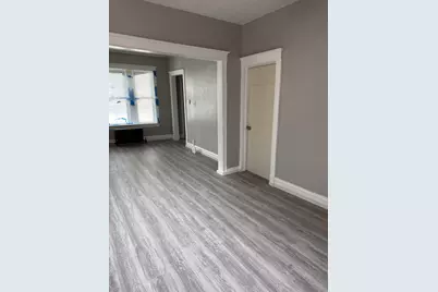 7621 S Saint Lawrence Avenue, Chicago, IL 60619 - Photo 6