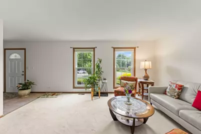 882 Aspen Drive, Lombard, IL 60148 - Photo 4