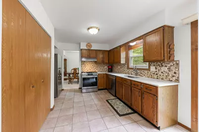 882 Aspen Drive, Lombard, IL 60148 - Photo 10