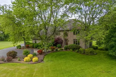 5420 Belmont Court, Libertyville, IL 60048 - Photo 2