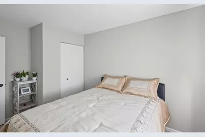2253 N Stonehedge Court, Round Lake Beach, IL 60073 - Photo 28