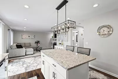 2253 N Stonehedge Court, Round Lake Beach, IL 60073 - Photo 20