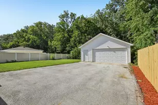 151 E Maple Dr, Glenwood, IL 60425 - Photo 28