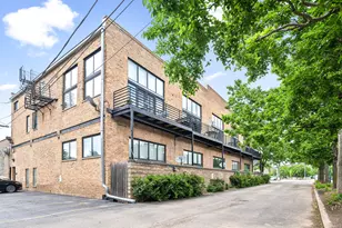 2620 N Clybourn Ave, Chicago, IL 60614 - Photo 2