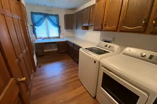 1924 Zion Hill Rd, Centralia, IL 62801 - Photo 10